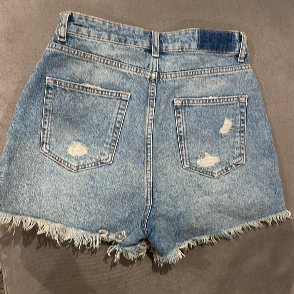 Zara high rise jean shorts - Picture 3 of 14